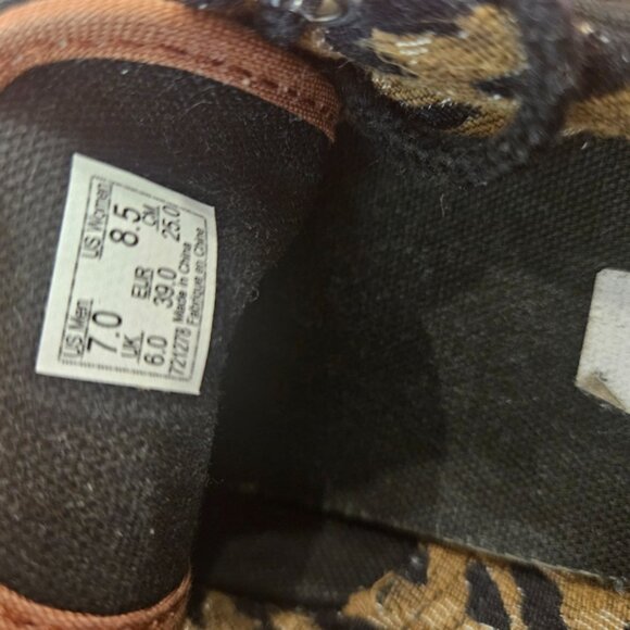 Vans | Black with Interior Cheetah Print | Size 7 Men’s - Picture 9 of 11